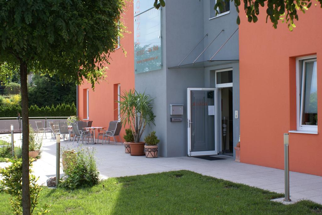 Pension Zum Romer Enns Exterior foto
